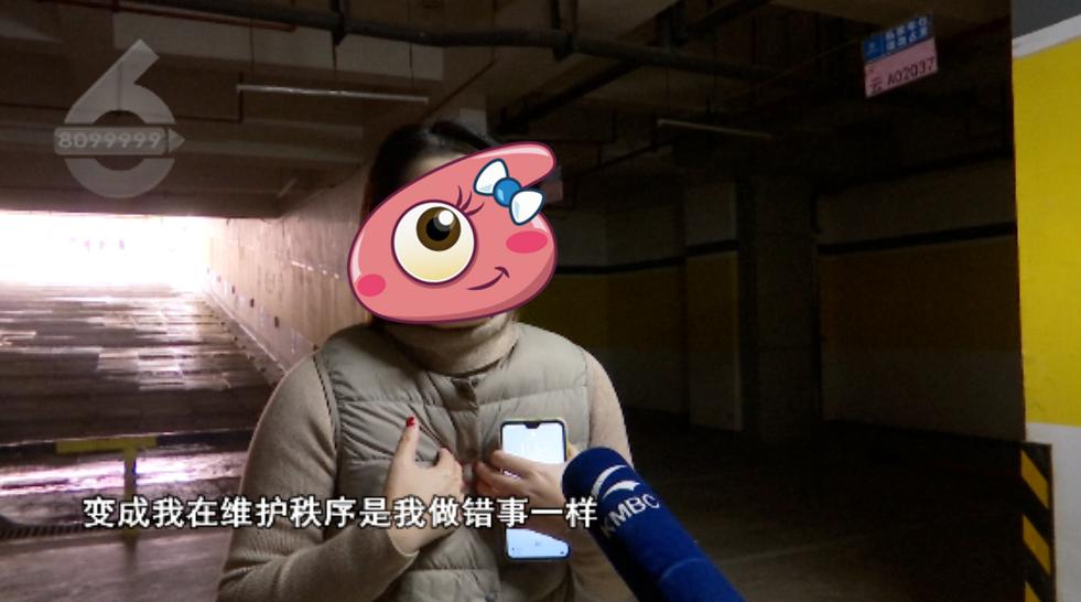 DƬ